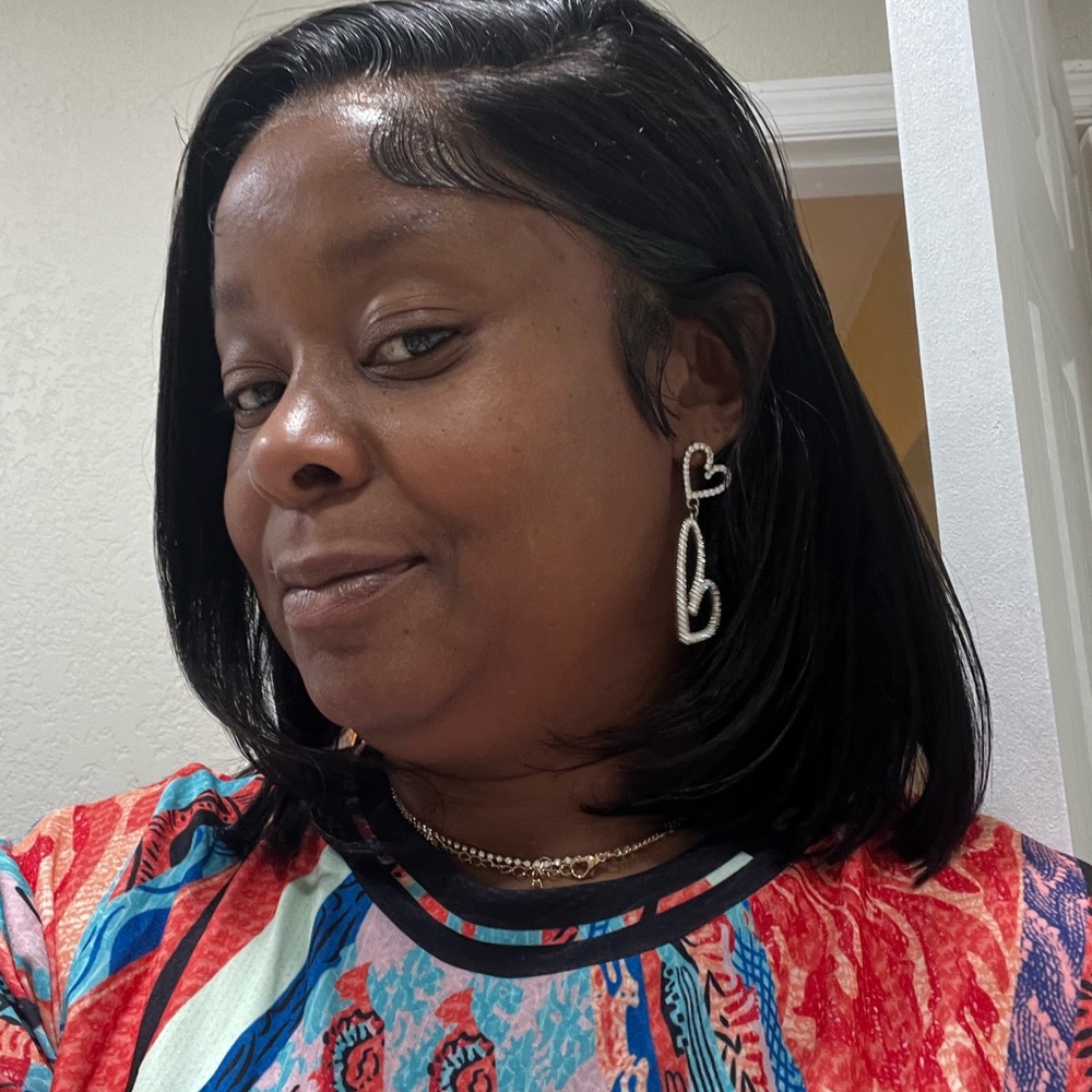 Meet your Posher, Keema